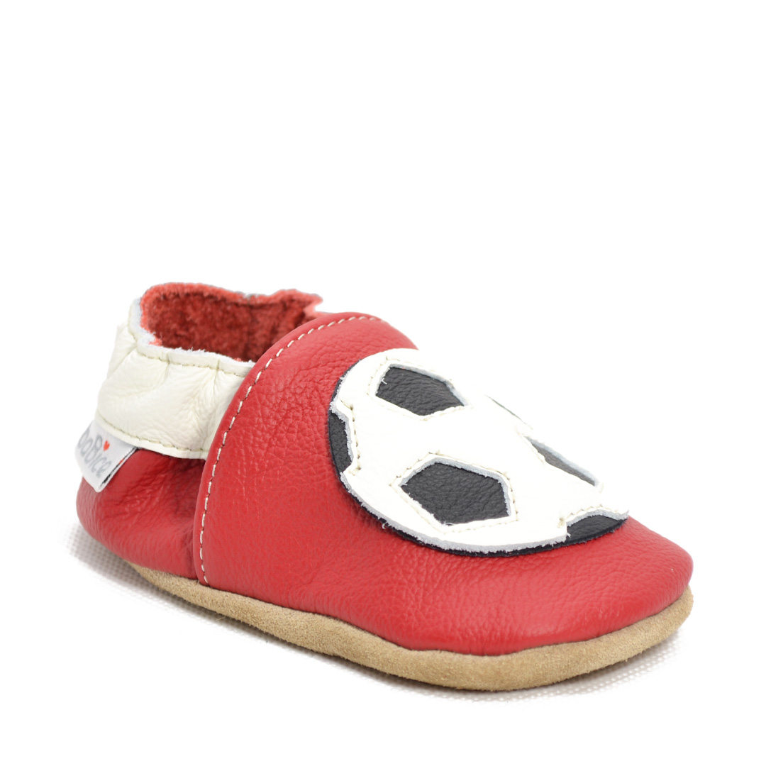 Papucei de interior din piele naturala, rosu cu minge de fotbal, Babice- BA-092-24/25-Babice-
