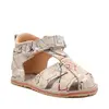Sandale copii, barefoot, primii pasi, piele naturala, talpa flexibila, inchidere cu scai, bej pictat_RO-103-12-22_Pebebe