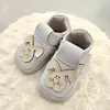 Pantofi barefoot copii, primii pasi, piele naturala, talpa flexibila, alb, model cu iepuras_RO-16-15-22_Pebebe