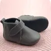 Pantofi de interior pentru copii, piele naturala, talpa din cauciuc antiderapanta, captuseala textila, gri inchis_RO-400-5-18_Pebebe