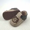 Pantofi barefoot copii primii pași din piele naturală cu talpă flexibilă – bej , maro cu model leu_RO-16-22-18_Pebebe