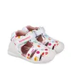 Sandale Închise Biomecanics Biogateo pentru Fetițe, Protecție Degete – Alb cu Imprimeu Multicolor_262104-B050-23_Pebebe