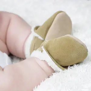 Botoșei de interior din piele întoarsă maro- SLIP01-48-60-Dotty Fish