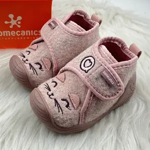 Pantofi Biomecanics fete, material textil, sustinere calcai, Biohome, roz cu pisica- 251141-B032-24-Biomecanics