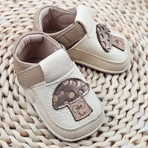 Pantofi barefoot copii primii pași din piele naturală cu talpă flexibilă – crem cu model cipercă_RO-16-24-18_Pebebe