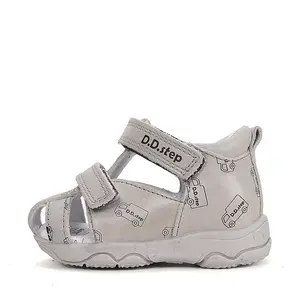 Sandale D.D. Step băieți, piele naturală, gri deschis cu imprimeu camion_G064-61383-20_Pebebe