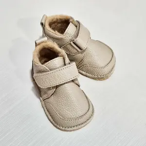 Ghete barefoot pentru copii, primii pasi, piele naturala, captuseala din blana, talpa flexibila, bej, Smiley_RO-600-8-22_Pebebe
