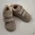 Ghete copii Barefoot, piele naturala, captuseala din blana, talpa felxibila, bej, Stuy- RO-115-12-22-By Pebebe Ghete copii Barefoot, piele naturala, captuseala din blana, talpa felxibila, bej, Stuy- RO-115-12-22-By Pebebe