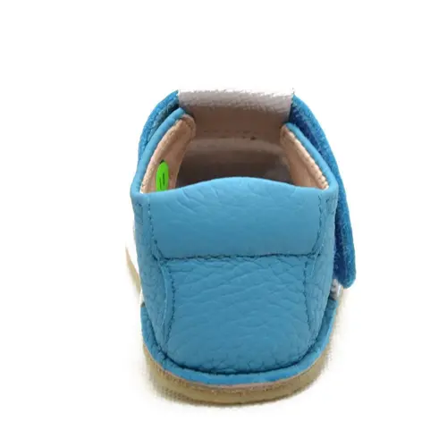 Sandale copii Barefoot primi pasi, talpă flexibilă de cauciuc, perforatii  laterale, urs Winnie, albastru- RO-20-6-23-By Pebebe Sandale copii Barefoot primi pasi, talpă flexibilă de cauciuc, perforatii  laterale, urs Winnie, albastru- RO-20-6-23-By Pebebe