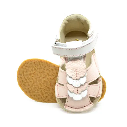 Sandale fete din piele naturala cu talpa flexibila, roz - alb- RO-113-1-23-By Pebebe Sandale fete din piele naturala cu talpa flexibila, roz - alb- RO-113-1-23-By Pebebe