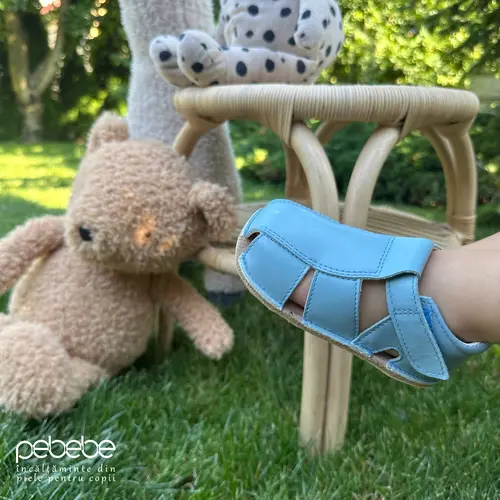 Sandale din piele naturală  cu scai și talpă din cauciuc flexibil, azur, LUY- RO-12-Azur-24-By Pebebe