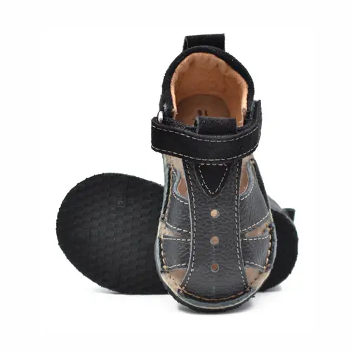 Sandale copii, barefoot, primii pasi, piele naturala, talpa flexibila, inchidere cu scai, negru- RO-100-5-24-By Pebebe Sandale copii, barefoot, primii pasi, piele naturala, talpa flexibila, inchidere cu scai, negru- RO-100-5-24-By Pebebe