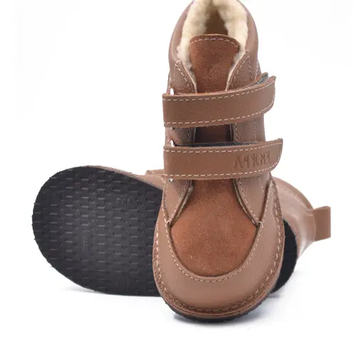 Ghete copii Barefoot, piele naturala, captuseala din blana, talpa felxibila, maro, Stuy- RO-115-9-24-By Pebebe Ghete copii Barefoot, piele naturala, captuseala din blana, talpa felxibila, maro, Stuy- RO-115-9-24-By Pebebe