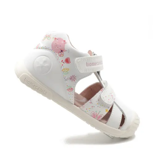 Sandale Biomecanics fete, piele naturala, talpa flexibila, protectie degete, Biogateo Casual, alb print fluturi- 252107-B050-21-Biomecanics
