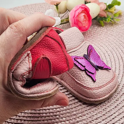 Pantofi barefoot pentru copii, piele naturala, primii pasi, talpa flexibila, roz model cu fluturas- RO-16-7-23-By Pebebe