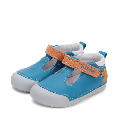 Pantofi D.D.Step, primii pasi, din piele naturala, decupati, primii pași, albastru, crocodil- H066-51978B-25-D.D. Step Pantofi D.D.Step, primii pasi, din piele naturala, decupati, primii pași, albastru, crocodil- H066-51978B-25-D.D. Step