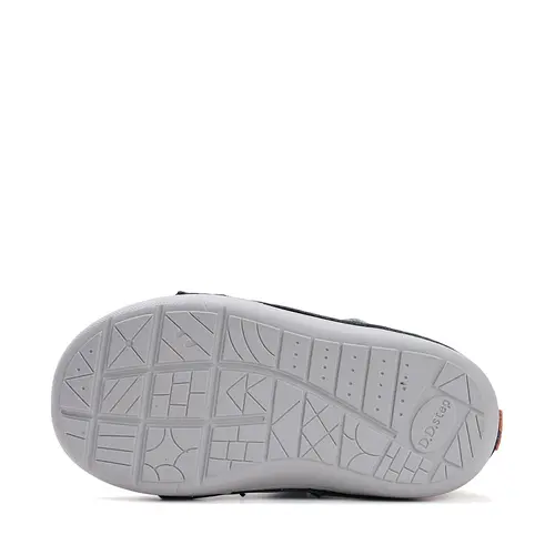 Pantofi D.D.Step, primii pasi, din piele naturala, decupati, primii pași, bleumarin, crocodil- H066-51978A-25-D.D. Step Pantofi D.D.Step, primii pasi, din piele naturala, decupati, primii pași, bleumarin, crocodil- H066-51978A-25-D.D. Step