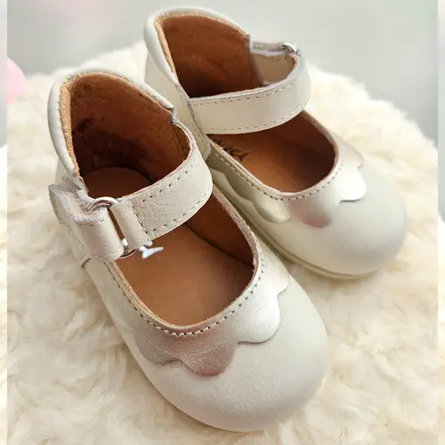 Pantofi din piele naturala, talpa flexibila, decupati, crem, Sara- RO-401-2-21-By Pebebe