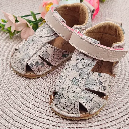 Sandale fete, barefoot, primii pasi, piele naturala, talpa flexibila, inchidere cu scai, roz pictat- RO-100-15-22-By Pebebe Sandale fete, barefoot, primii pasi, piele naturala, talpa flexibila, inchidere cu scai, roz pictat- RO-100-15-22-By Pebebe