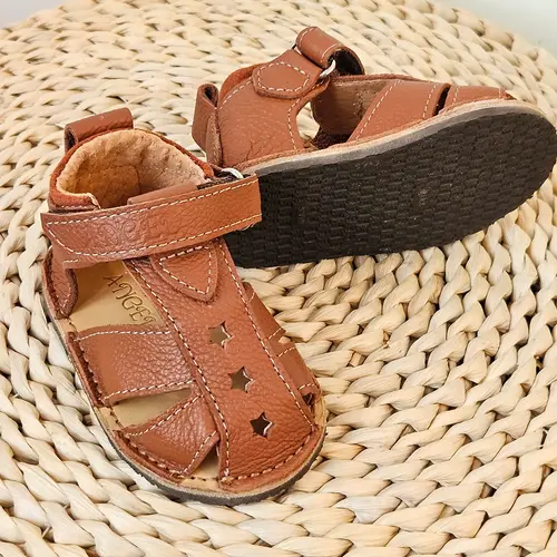 Sandale copii, barefoot, primii pasi, piele naturala, talpa flexibila, inchidere cu scai, teracota- RO-103-15-24-By Pebebe Sandale copii, barefoot, primii pasi, piele naturala, talpa flexibila, inchidere cu scai, teracota- RO-103-15-24-By Pebebe