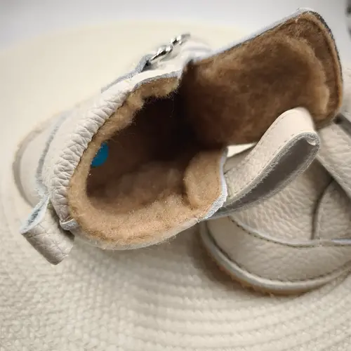 Ghete copii Barefoot, primii pasi, piele naturala, captuseala din blana, talpa felxibila, crem, Stuy - RO-115-10-24-