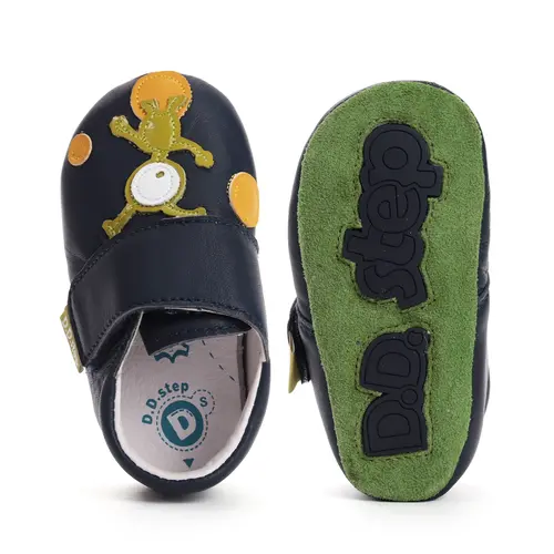 Pantofi copii pentru interior, piele naturala, talpa piele si cauciuc, bleumarin, extraterestru verde  D.D. Step- K1596-52217-22/23-D.D. Step Pantofi copii pentru interior, piele naturala, talpa piele si cauciuc, bleumarin, extraterestru verde  D.D. Step- K1596-52217-22/23-D.D. Step