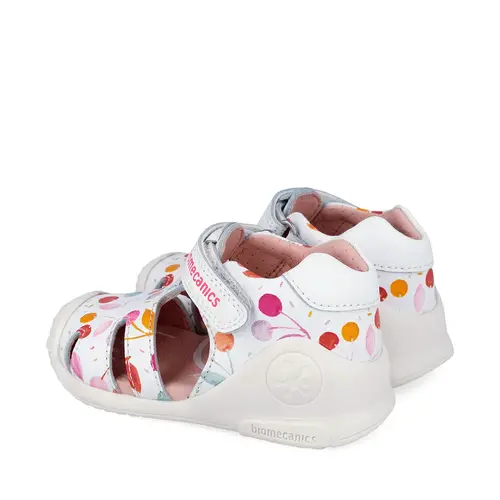 Sandale Închise Biomecanics Biogateo pentru Fetițe, Protecție Degete – Alb cu Imprimeu Multicolor_262104-B050-19_Pebebe