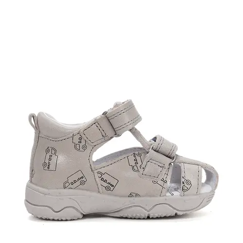 Sandale D.D. Step băieți, piele naturală, gri deschis cu imprimeu camion_G064-61383-20_Pebebe