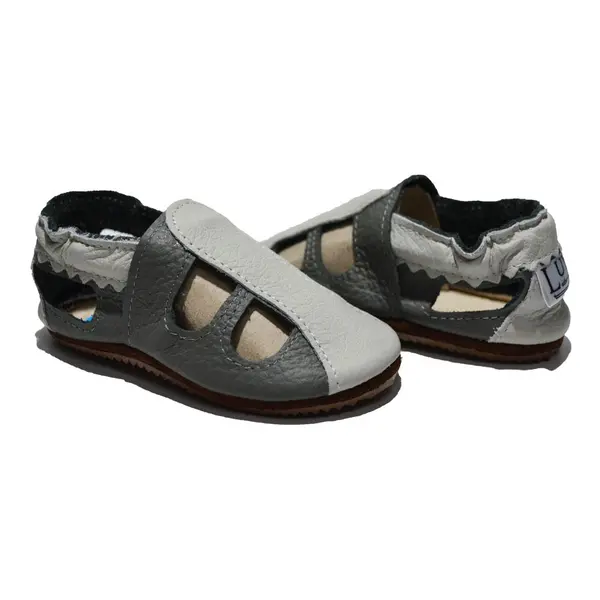 Sandale gri din piele moale cu decupaje_PL004-gri-29_Pebebe