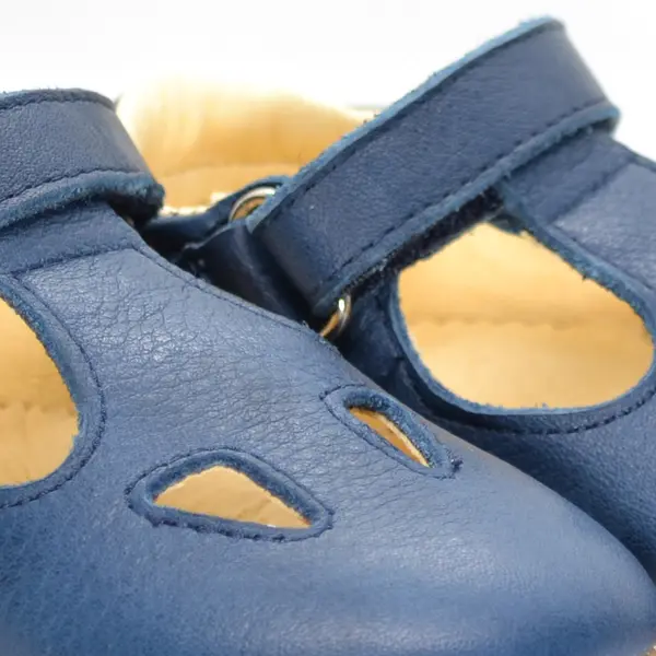Pantofi din piele moale cu perforatii si talpa flexibila, albastru, Froddo_G1130006-2-18_Pebebe