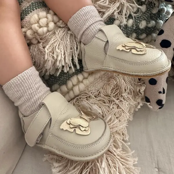 Pantofi barefoot, primii pasi, piele naturala, talpa flexibila, crem, fluturas auriu, Grace_Ari-008-23_Pebebe