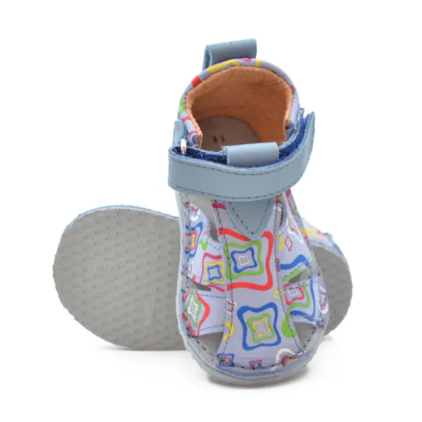 Sandale copii, barefoot, primii pasi, piele naturala, talpa flexibila, inchidere cu scai, albalbastru cu imprimeu_RO-103-6-22_Pebebe