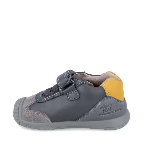 Pantofi copii, piele naturala, Biogateo Urban Casual, gri, steluta, Biomecanics_241129-B083-18_Pebebe