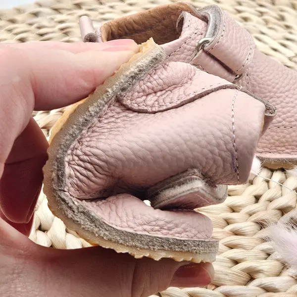 Pantofi primii pasi fete, piele naturala, barefoot, talpa flexibila, culoare roz, Smiley_RO-500-1-22_Pebebe