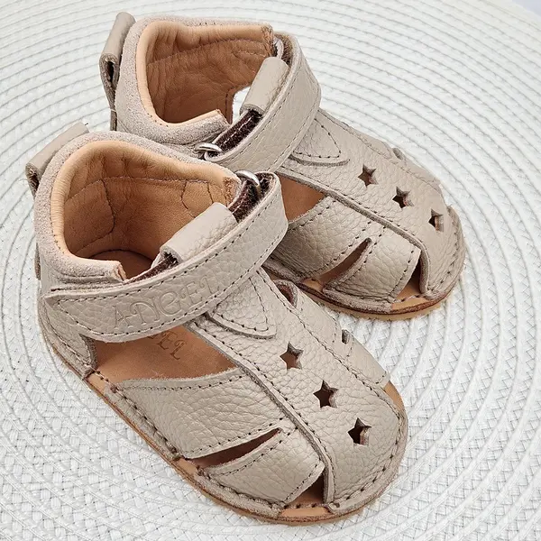 Sandale copii, barefoot, primii pasi, piele naturala, talpa flexibila, inchidere cu scai, bej_RO-103-14-19_Pebebe