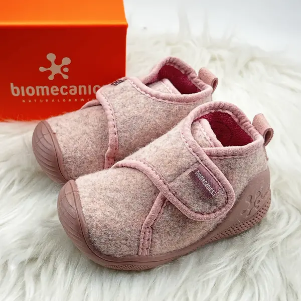 Pantofi Biomecanics fete, material textil, sustinere calcai, Biohome, roz_251140-C032-24_Pebebe