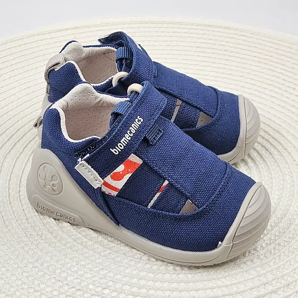 Sandale Biomecanics copii, material textil, talpa flexibila, protectie degete, Biogateo Canvas, bleumarin_252174-A089-18_Pebebe