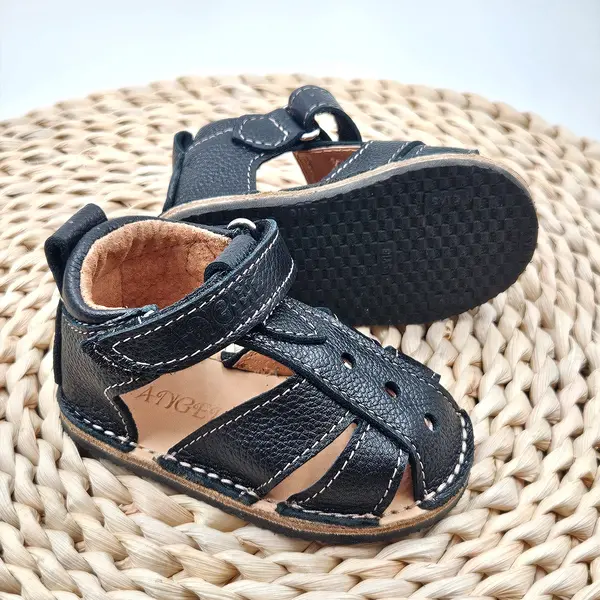 Sandale copii, barefoot, primii pasi, piele naturala, talpa flexibila, inchidere cu scai, negru_RO-100-16-19_Pebebe