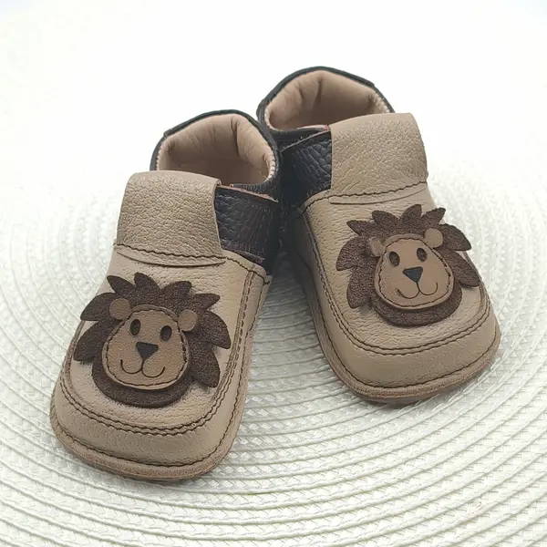 Pantofi barefoot copii primii pași din piele naturală cu talpă flexibilă – bej , maro cu model leu_RO-16-22-21_Pebebe