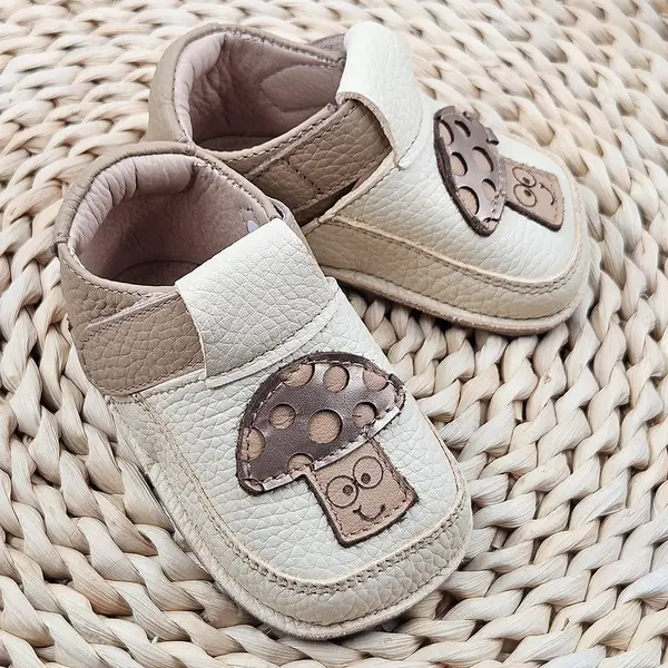 Pantofi barefoot copii primii pași din piele naturală cu talpă flexibilă – crem cu model cipercă_RO-16-24-21_Pebebe