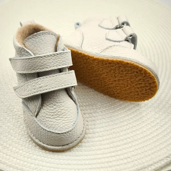 Ghete copii Barefoot, primii pasi, piele naturala, captuseala din blana, talpa felxibila, crem, Stuy_RO-115-10-22_Pebebe