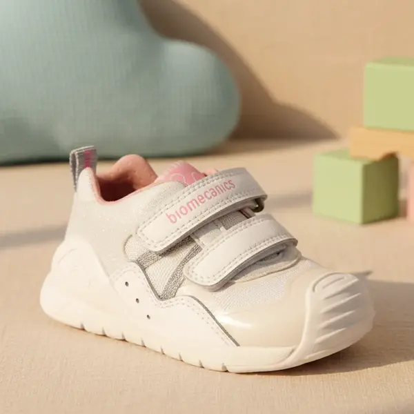 Pantofi Biomecanics fete, Biogateo Casual, primii pasi  – Alb și Mesh Respirabil_262103-B050-25_Pebebe