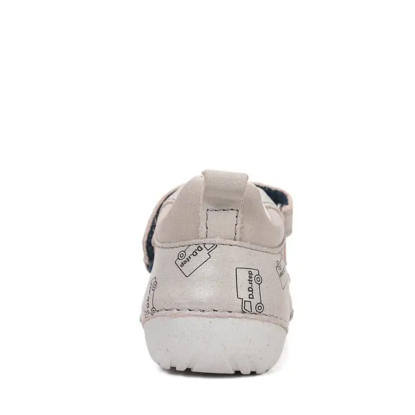 Pantofi D.D. Step baieti, primii pasi, piele naturala, talpa flexibila, gri deschis cu imprimeu masinuta_S015-61100-19_Pebebe