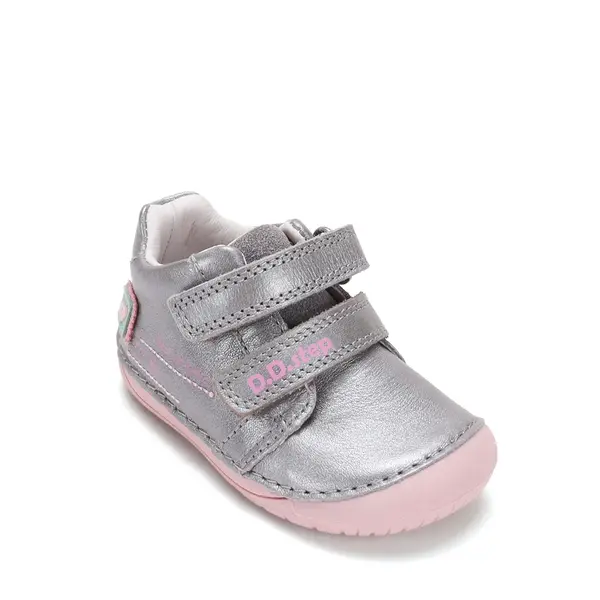 Pantofi D.D. Step, Barefoot, fete, piele naturala, primii pasi, argintiu, design cu inimoare si mesaj_S070-62332-20_Pebebe