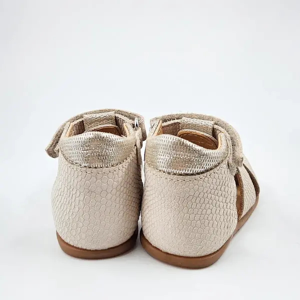 Sandale copii, barefoot, primii pasi, piele naturala, talpa flexibila, inchidere cu scai, crem cu imprimeu_RO-900-1-23_Pebebe