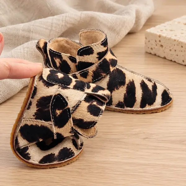 Cizme din piele pentru copii, primii pasi, talpa flexibila, imblanite, animal print_RO-106-4-20_Pebebe