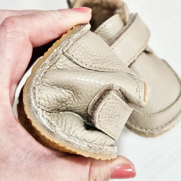 Ghete barefoot pentru copii, primii pasi, piele naturala, captuseala din blana, talpa flexibila, bej, Smiley_RO-600-8-22_Pebebe