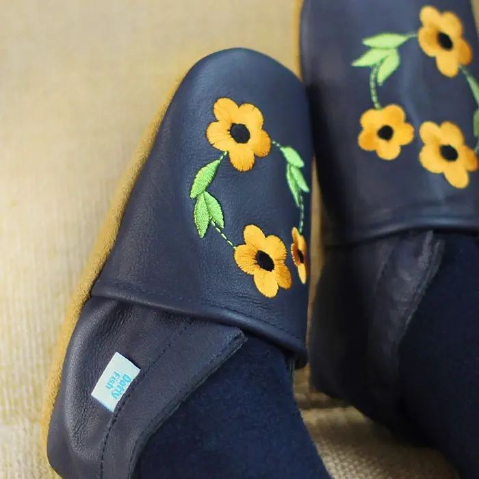 Pantofi din piele moale bleumarin cu flori- GS0026-36-48-Dotty Fish-